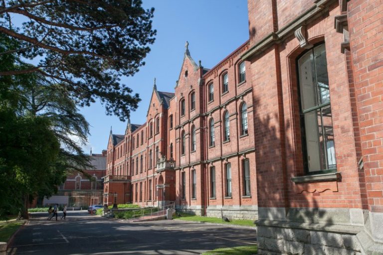 100 Tuition Fees MBA International Scholarships at UCD Smurfit School